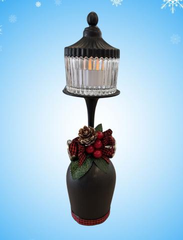 Come out to create a version of a mini street lamp using a wine glass.