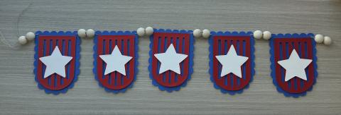 Patriotic wooden garland